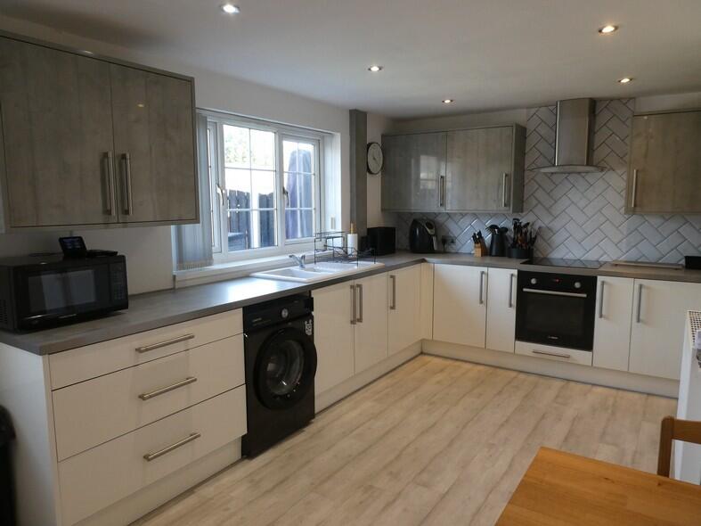 House in Doncaster - View 2