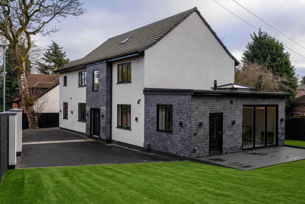 Main image of property: Wells Avenue, Manchester, M25