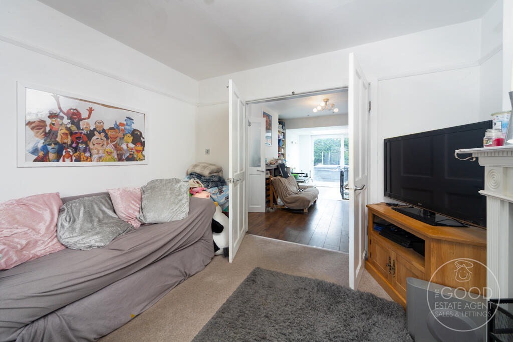 Wallingford Road Handforth, Wilmslow, Cheshire East SK9 3JU photo 4