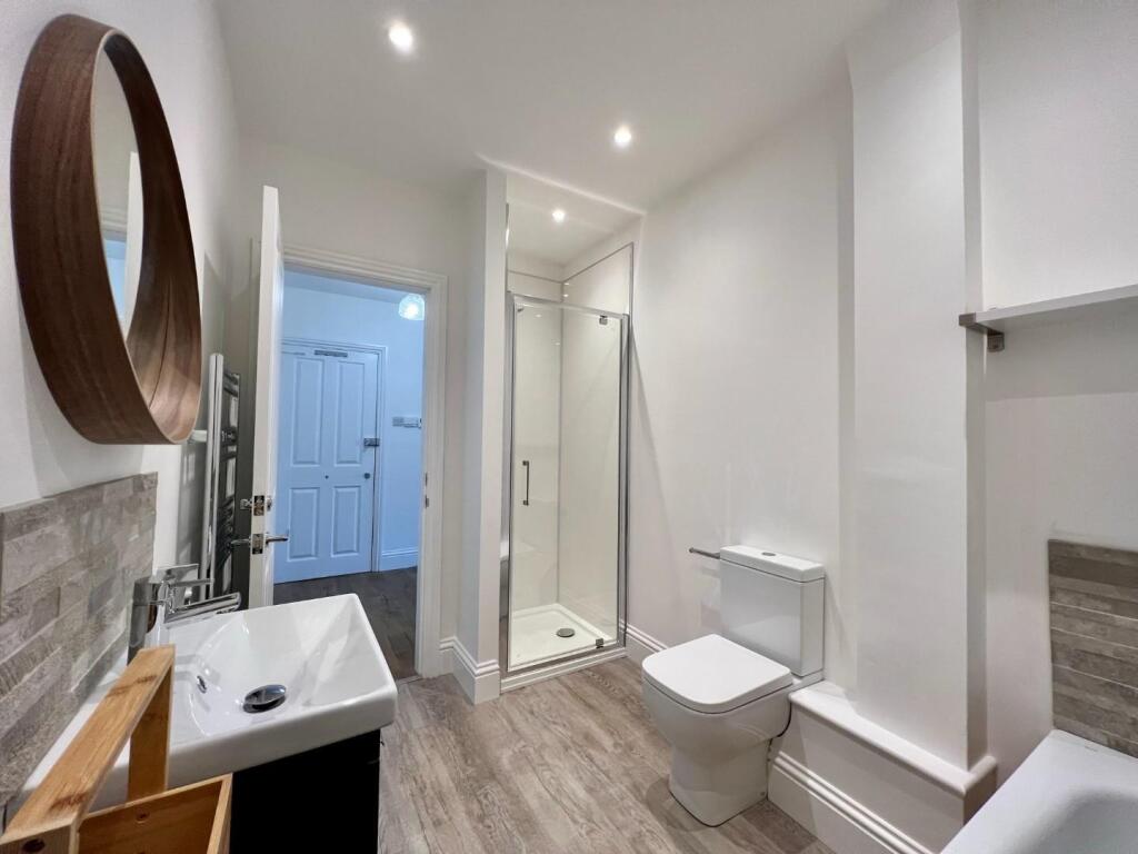 Apartment in Manchester - View 4