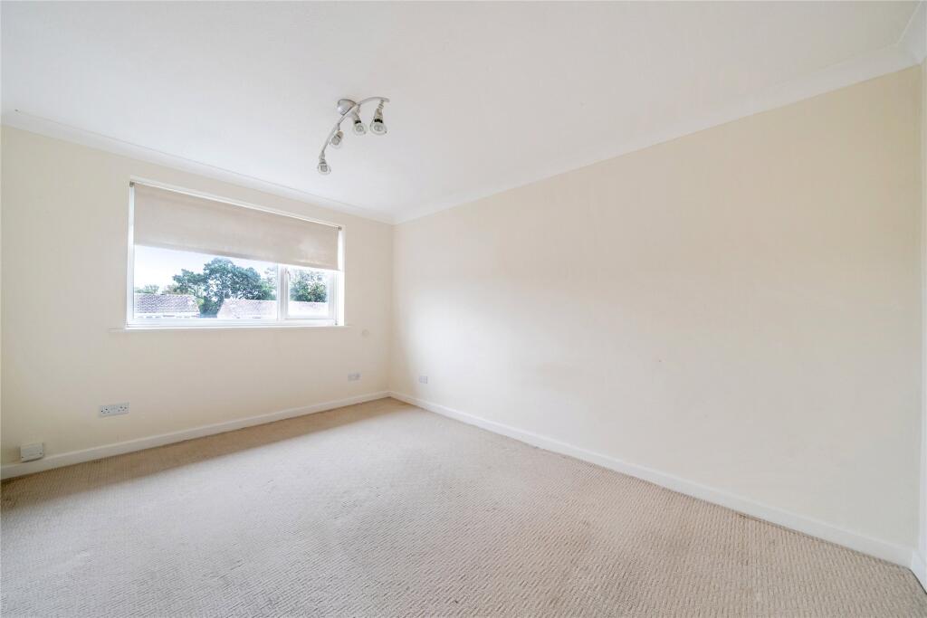Apartment in London, Farnborough Park, Locksbottom - View 5