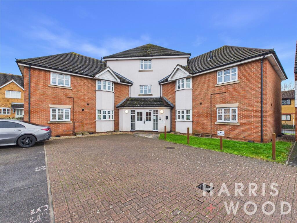 Main image of property: Muir Place, Wickford, Essex, SS12