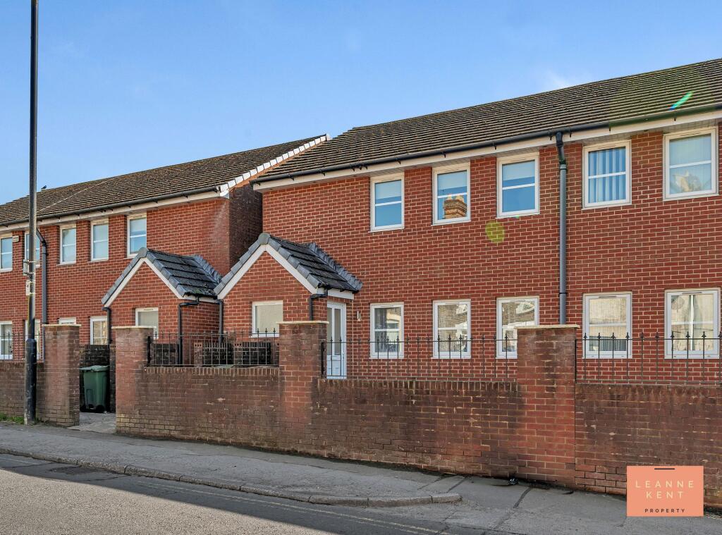 Main image of property: High Street, Abertridwr, CF83