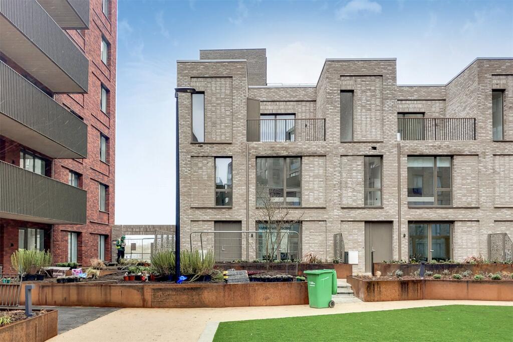 Main image of property: 1 Wallis Walk, London, E16