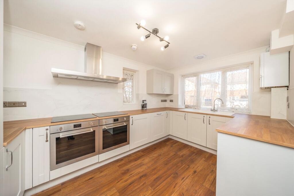 House in London - View 3