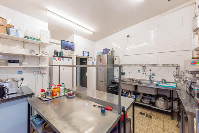 Holloway Road 87-...