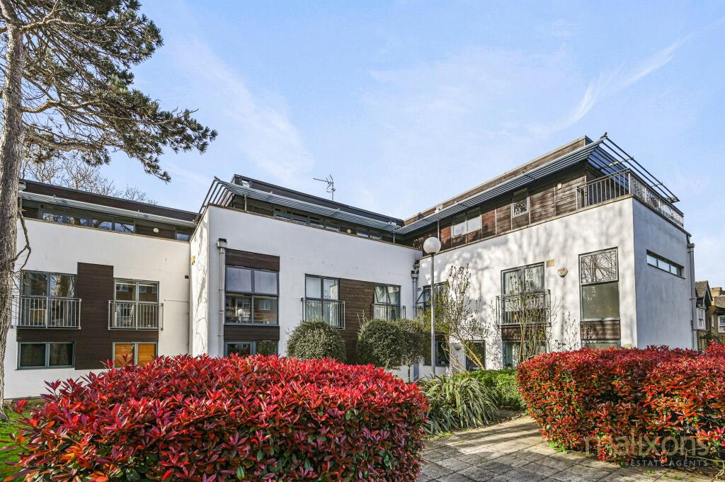 Main image of property: Leigham Court Road, London, SW16