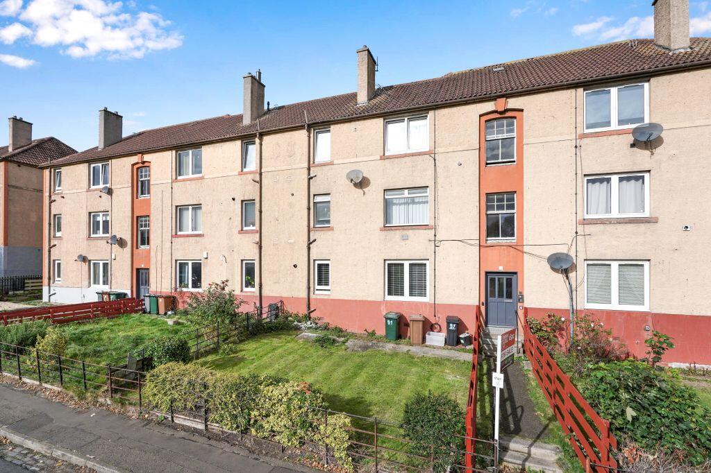 2-bed flat on 9/1 Northfield Farm Avenue, Northfield, Edinburgh, EH8 7QW, £180,000