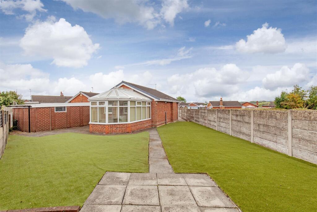 House in Bolsover, Pinxton - More