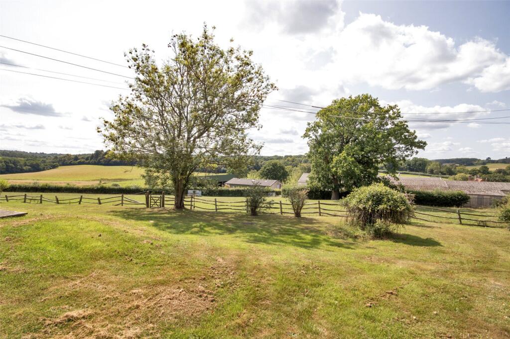 House in Royal Tunbridge Wells, Lamberhurst - View 3