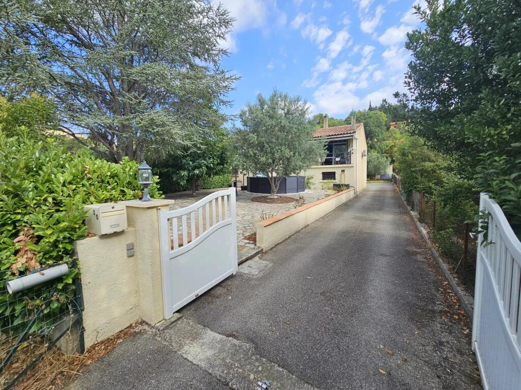 Main image of property: Languedoc-Roussillon, Aude, Montazels