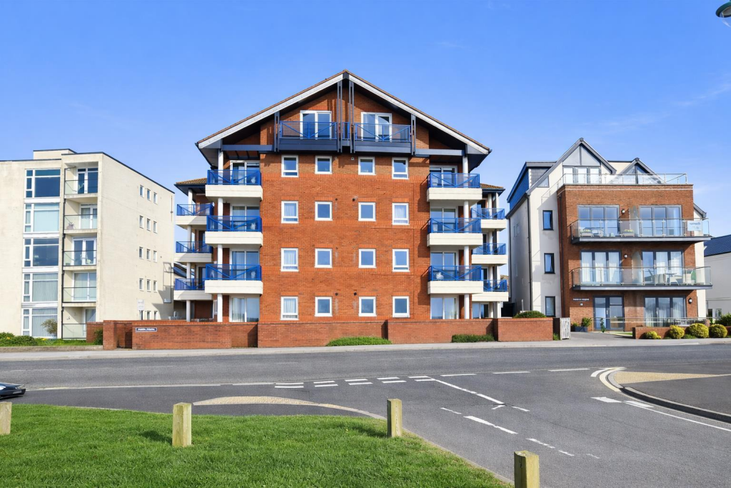 Main image of property: Marine Parade East, Lee-On-The-Solent