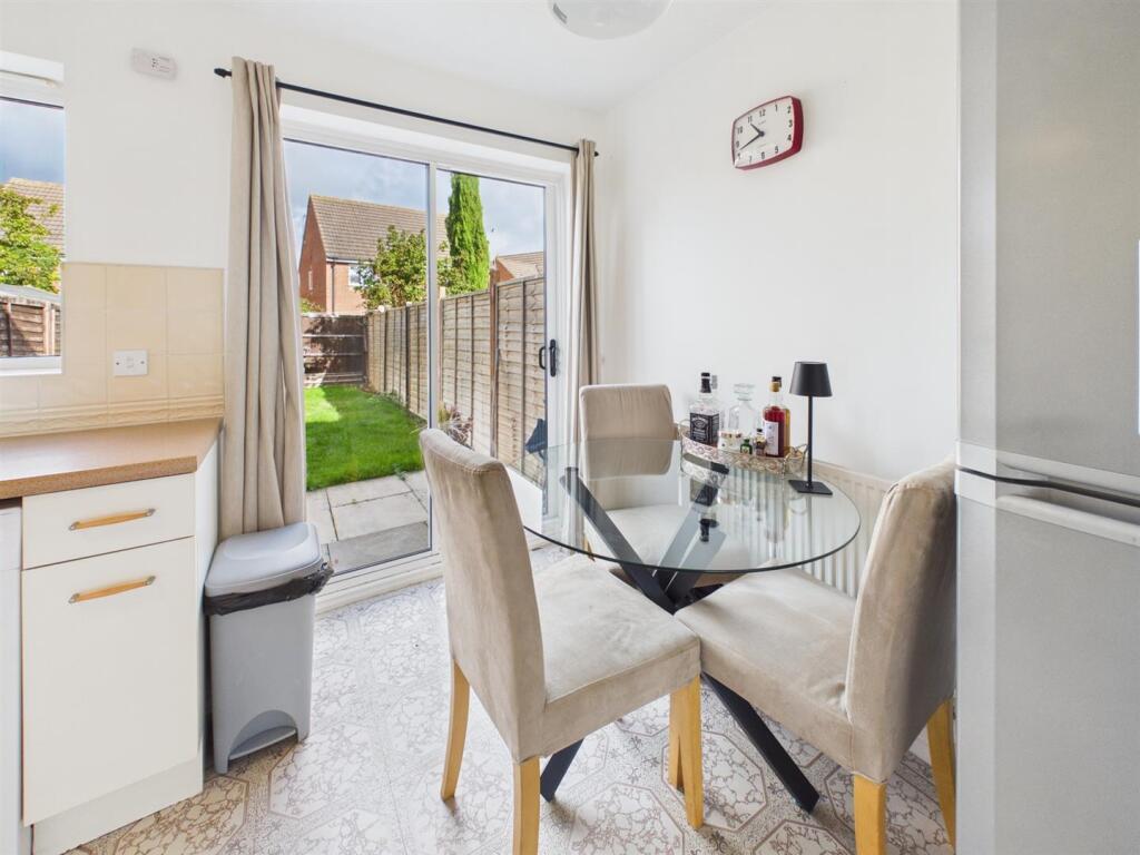 House in Harborough, Little Bowden - View 5