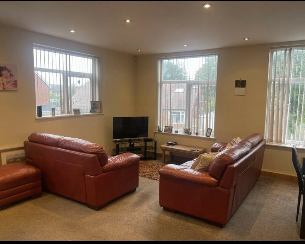 Apartment in Bolton, Heaton - View 5