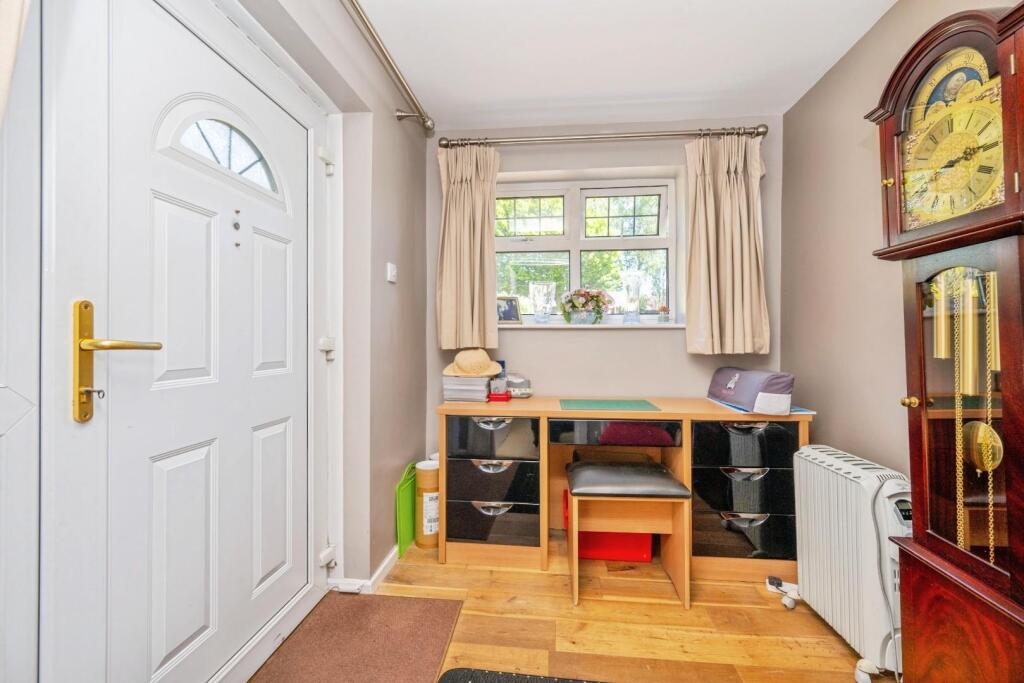 House in Tamworth, Hockley - View 2