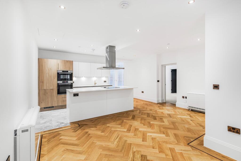 Main image of property: Oakwood Court, Holland Park, London, W14