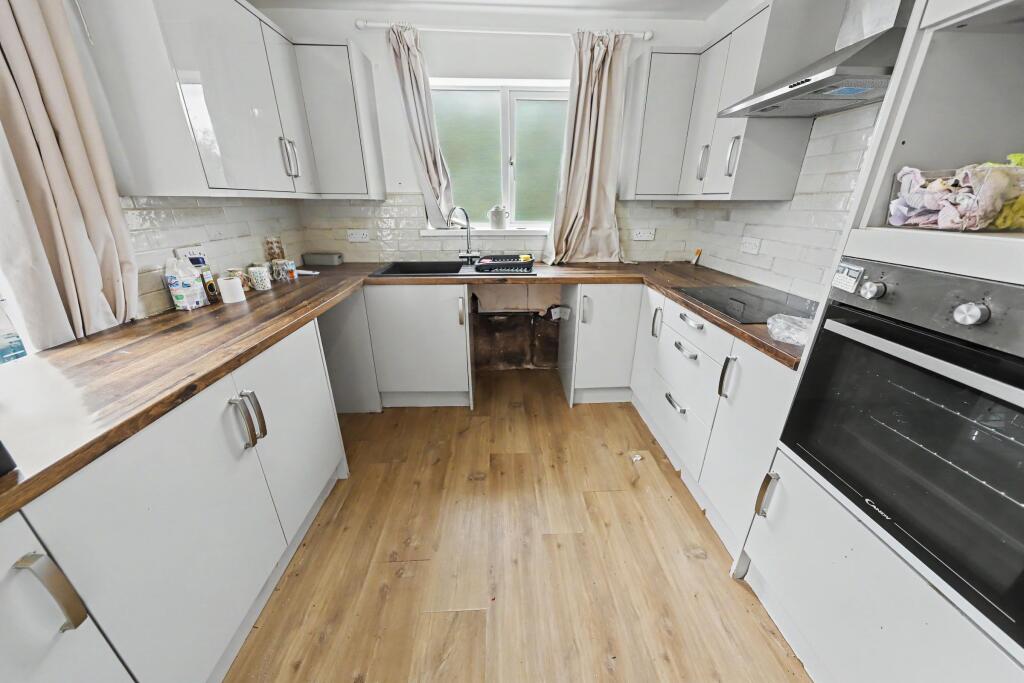 Bryn Terrace, Cwmdare, Aberdare photo 3