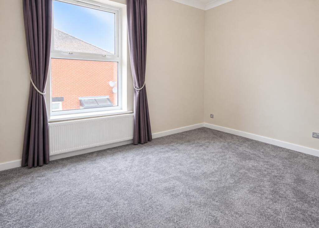 House in Oldham - View 5