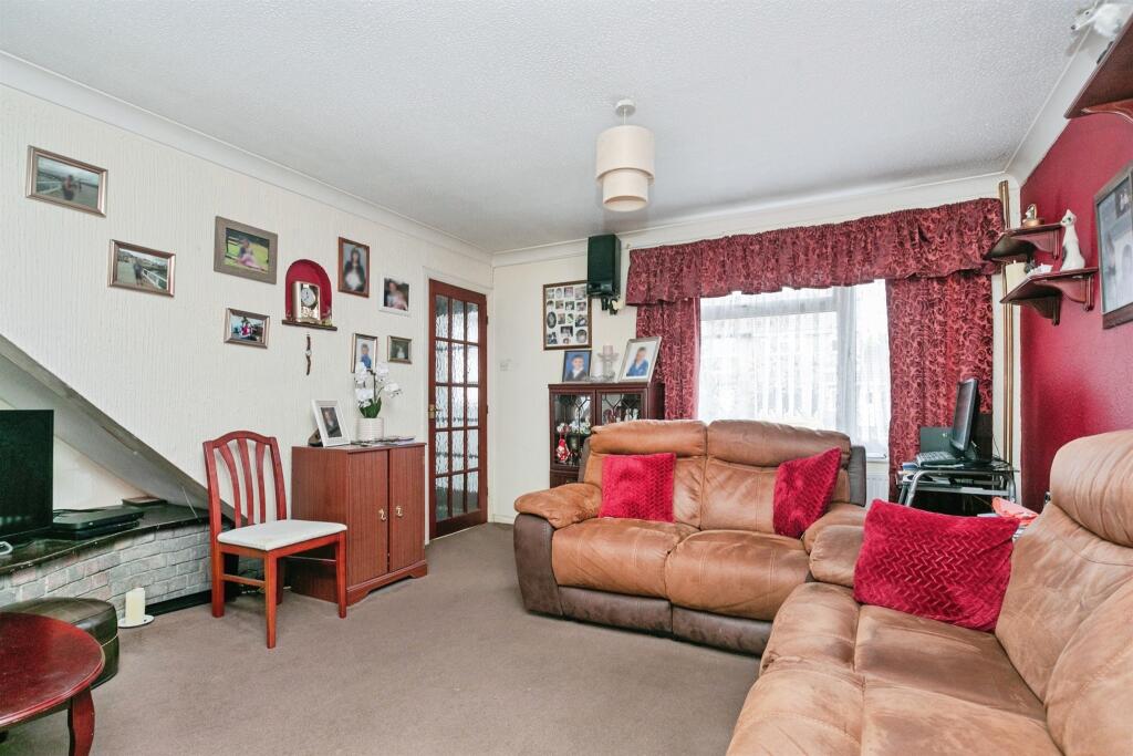 Gemini Close, Leighton Buzzard - View 3