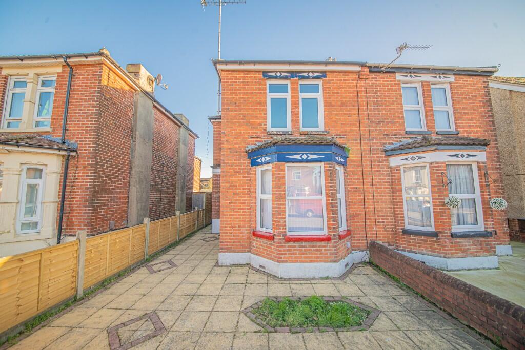 Main image of property: Chamberlayne Road, Eastleigh, SO50