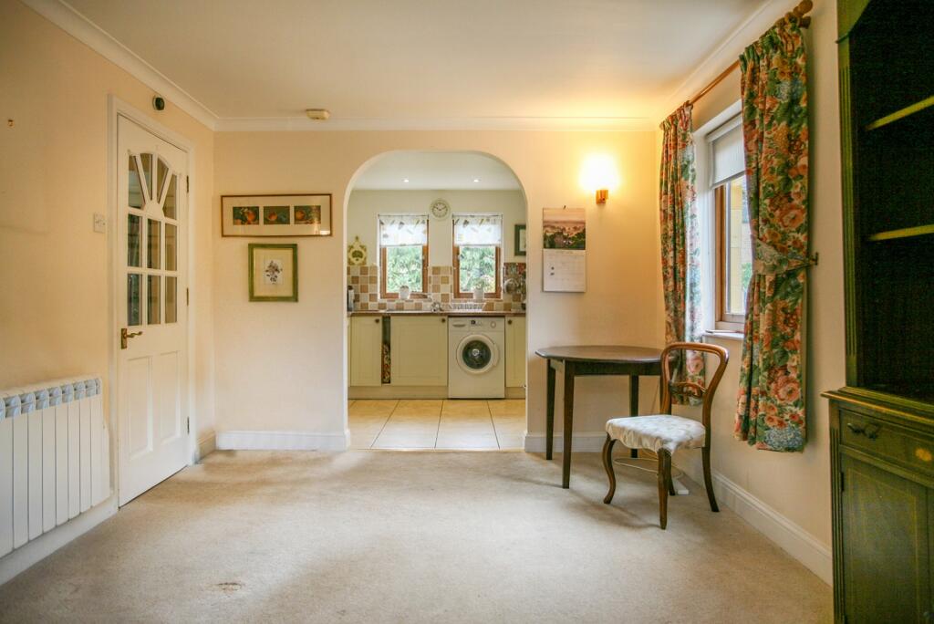 Bowling Green Court, Hospital Road, Moreton-in-Marsh, Gloucestershire. GL56 0BX photo 3