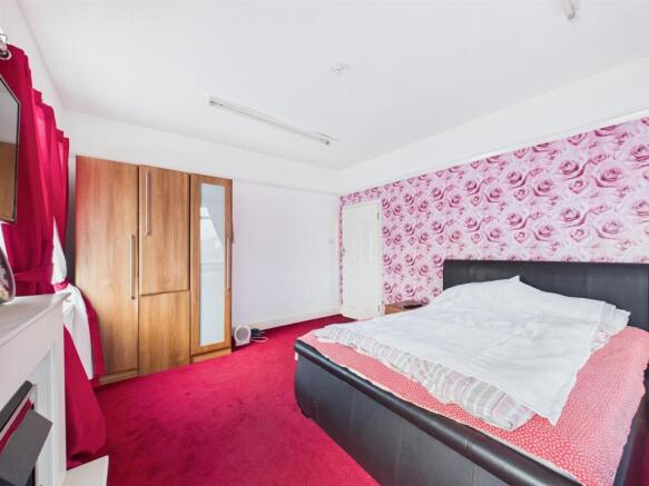 Bedroom 1 (Flat 2)