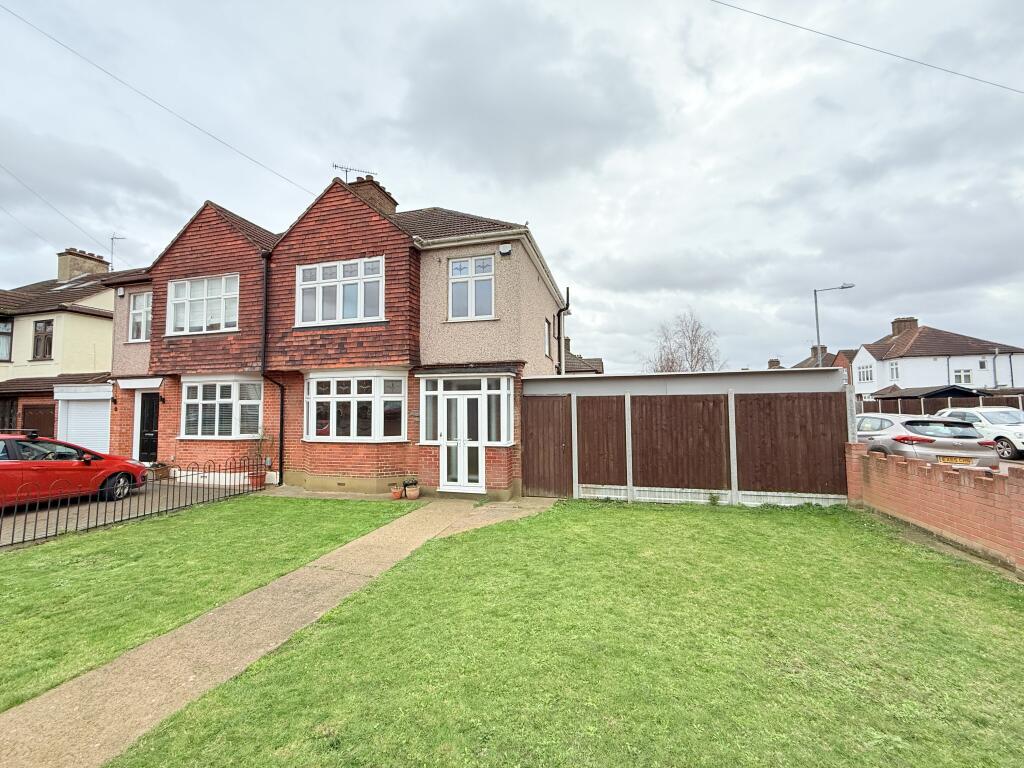 Main image of property: Long Lane, Grays, Essex, RM16 2PL