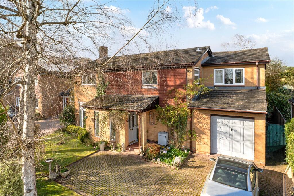 Main image of property: Ashdown Close, Bracknell