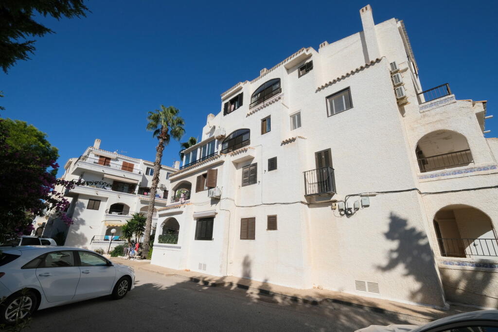 Main image of property: Valencia, Alicante, Playa Flamenca