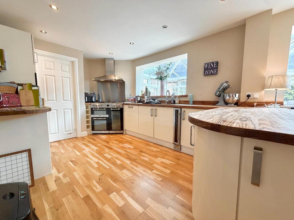 House in Northampton - View 5