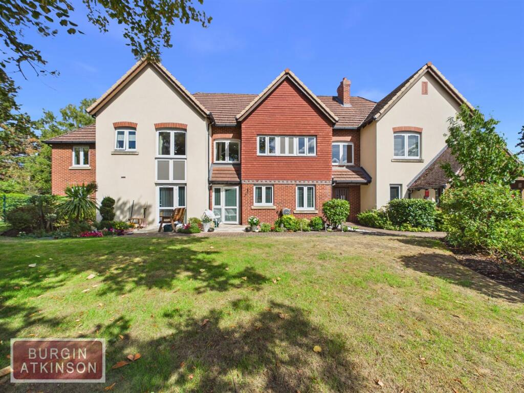 Main image of property: 30, Charter Court Retford, DN22 7ZA