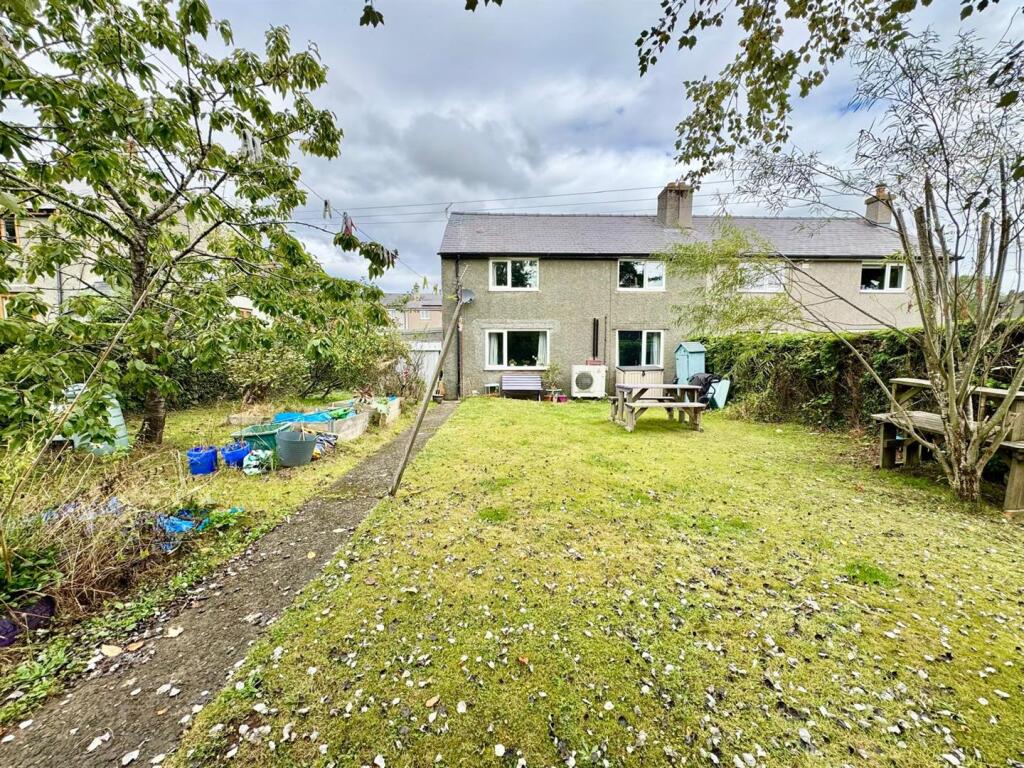 Hendy, Tal-Y-Bont, Conwy photo 2
