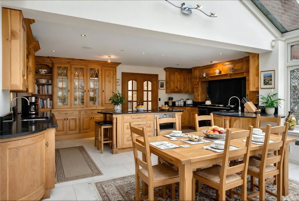Epsom Road, East Horsley, KT24 photo 4