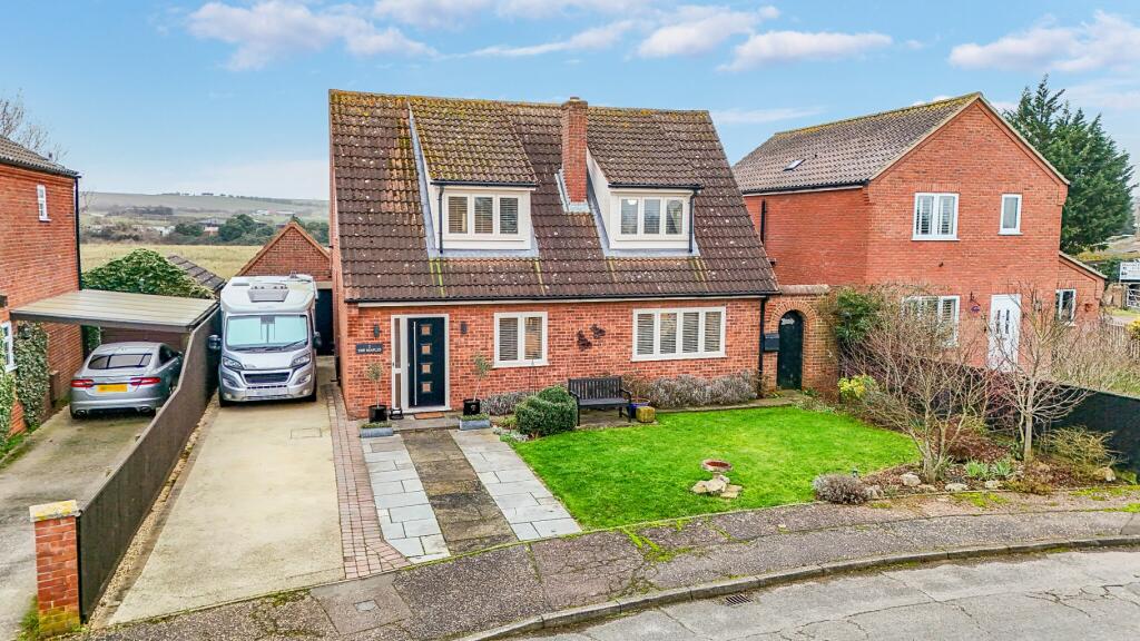 3-bed other on Woodside Avenue, Heacham, £495,000