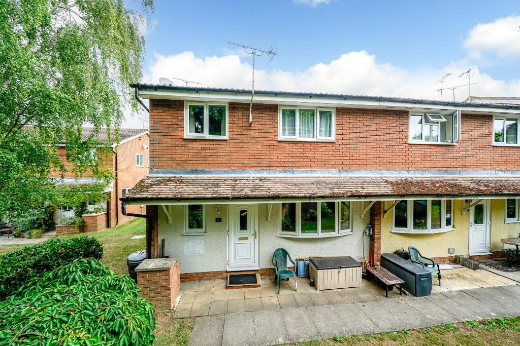 Main image of property: Waterside, Edlesborough, LU6 2FE