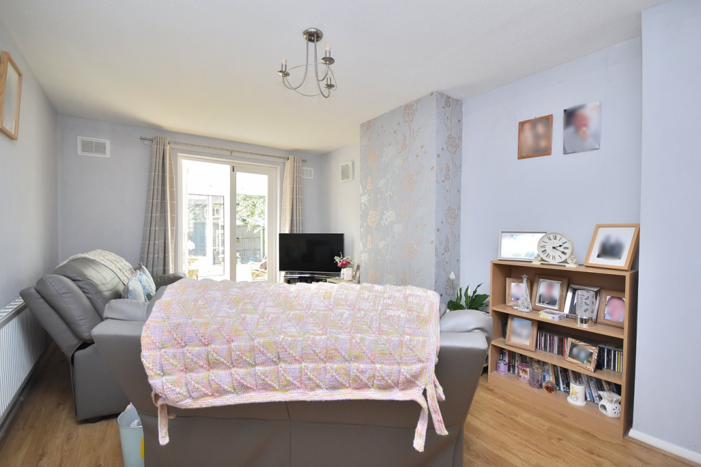 House in Northampton, West Northamptonshire - View 3