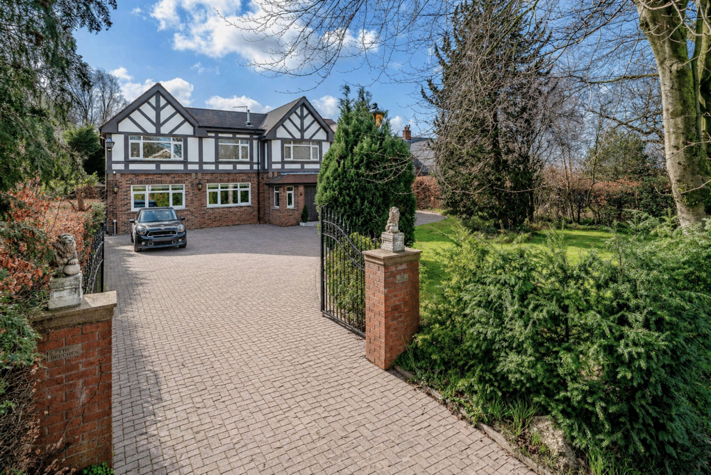 Main image of property: Moss Lane, Leyland, PR25