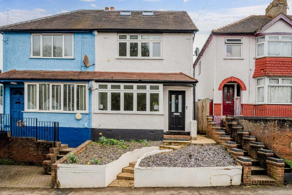 Main image of property: Ashurst Road, Tadworth