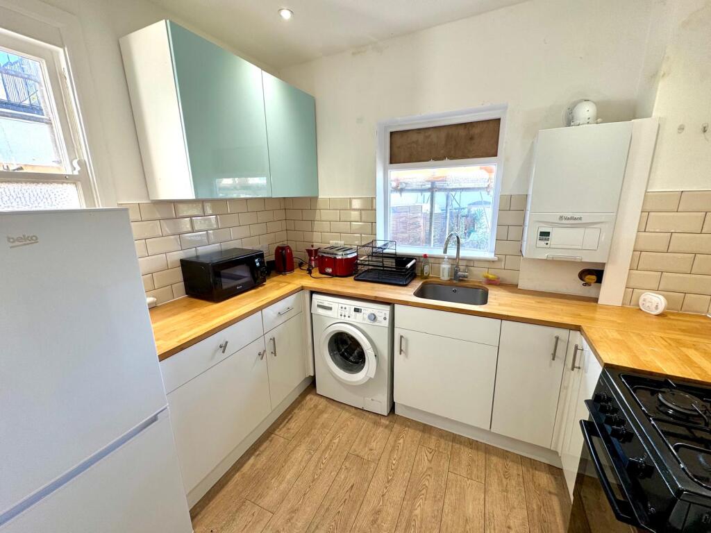 Main image of property: Ground Floor Flat, Queens Park Road, Brighton, Brighton & Hove
