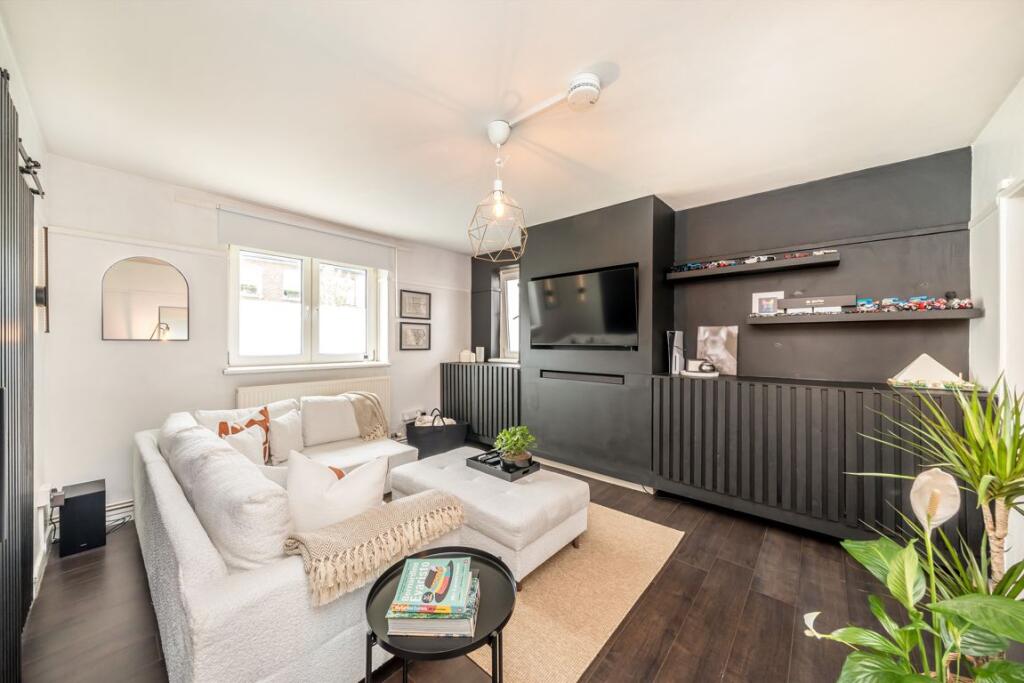 Main image of property: Hollydale Road, Nunhead