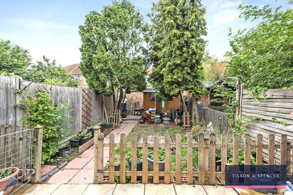 Sherringham Avenue, London, N17 photo 3