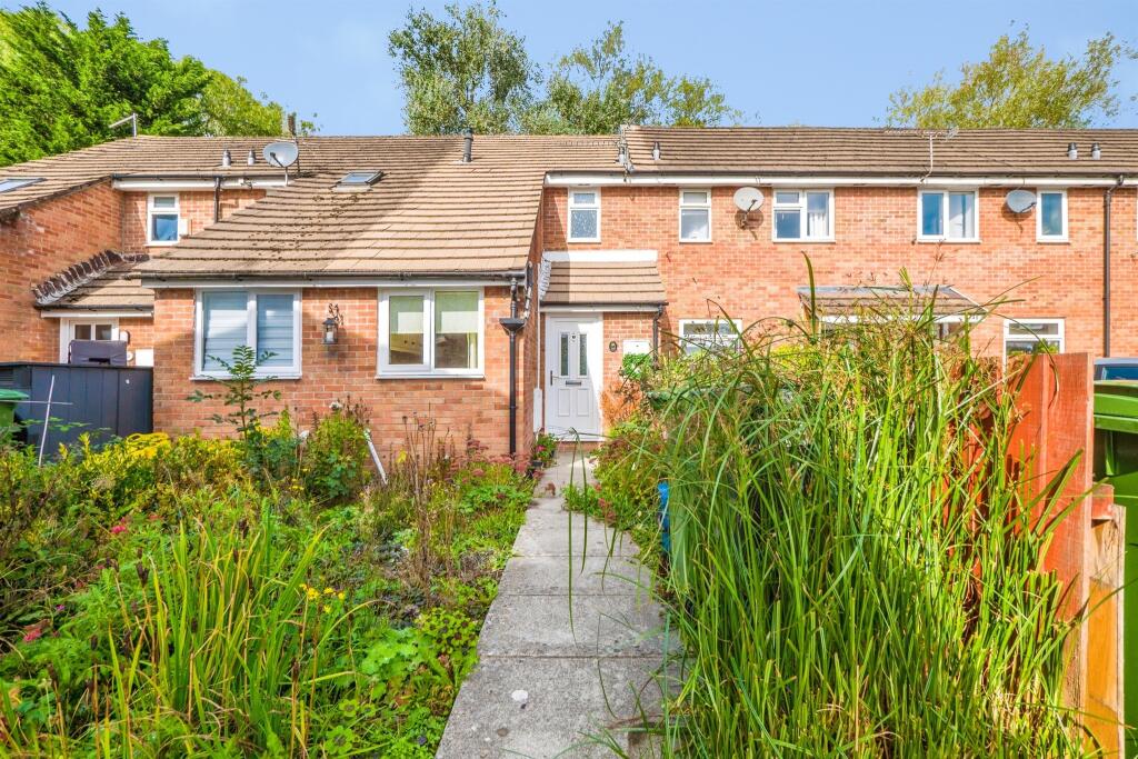 1-bed terraced on Heritage Park, St. Mellons, Cardiff, £150,000