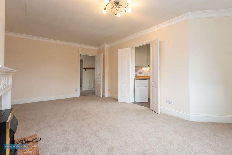 Apartment in Taunton - View 3