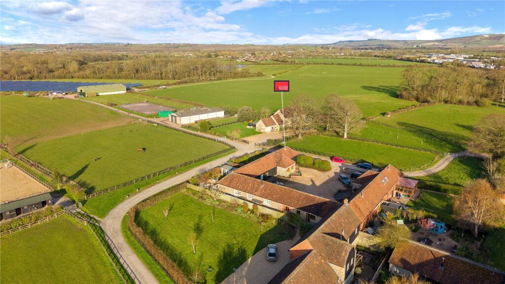 Additional image 26 of Courtyard Barns, Brook Hall Farm