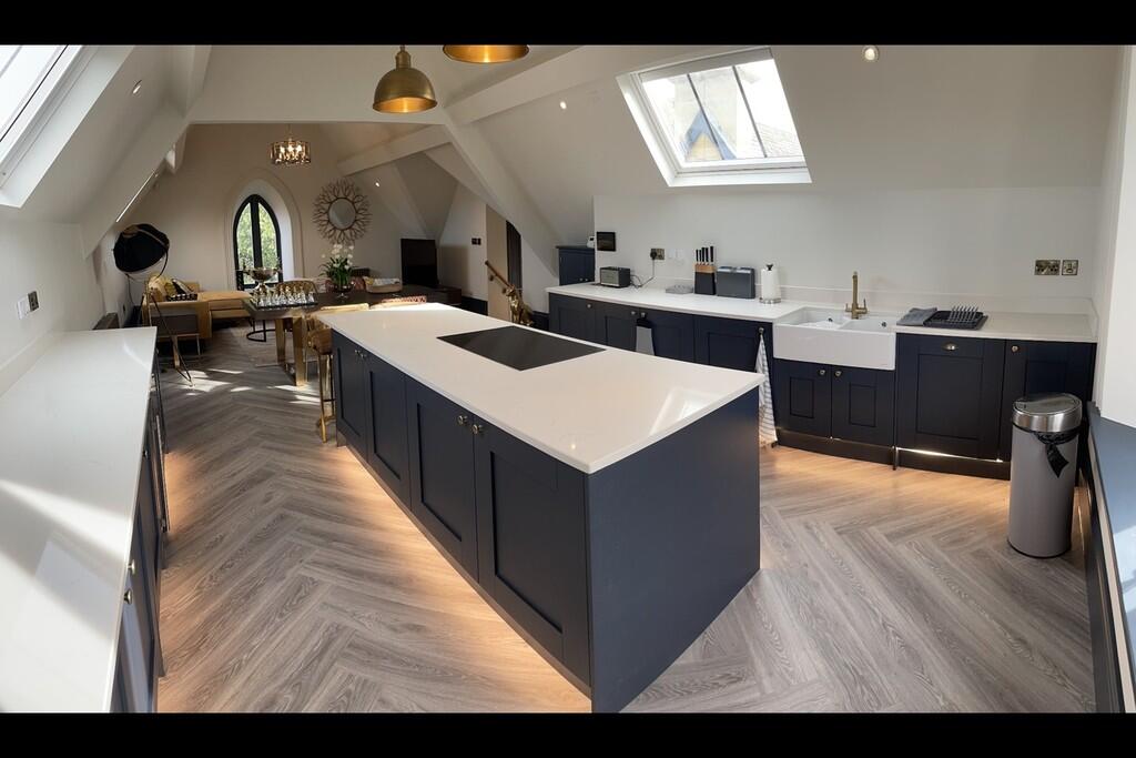 Main image of property: Taptonville Road, Broomhill, S10 5BR
