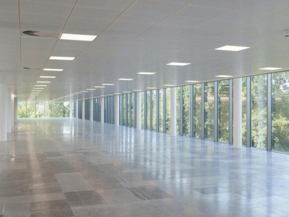 Building 4  The Heights  Weybridge 5.jpg