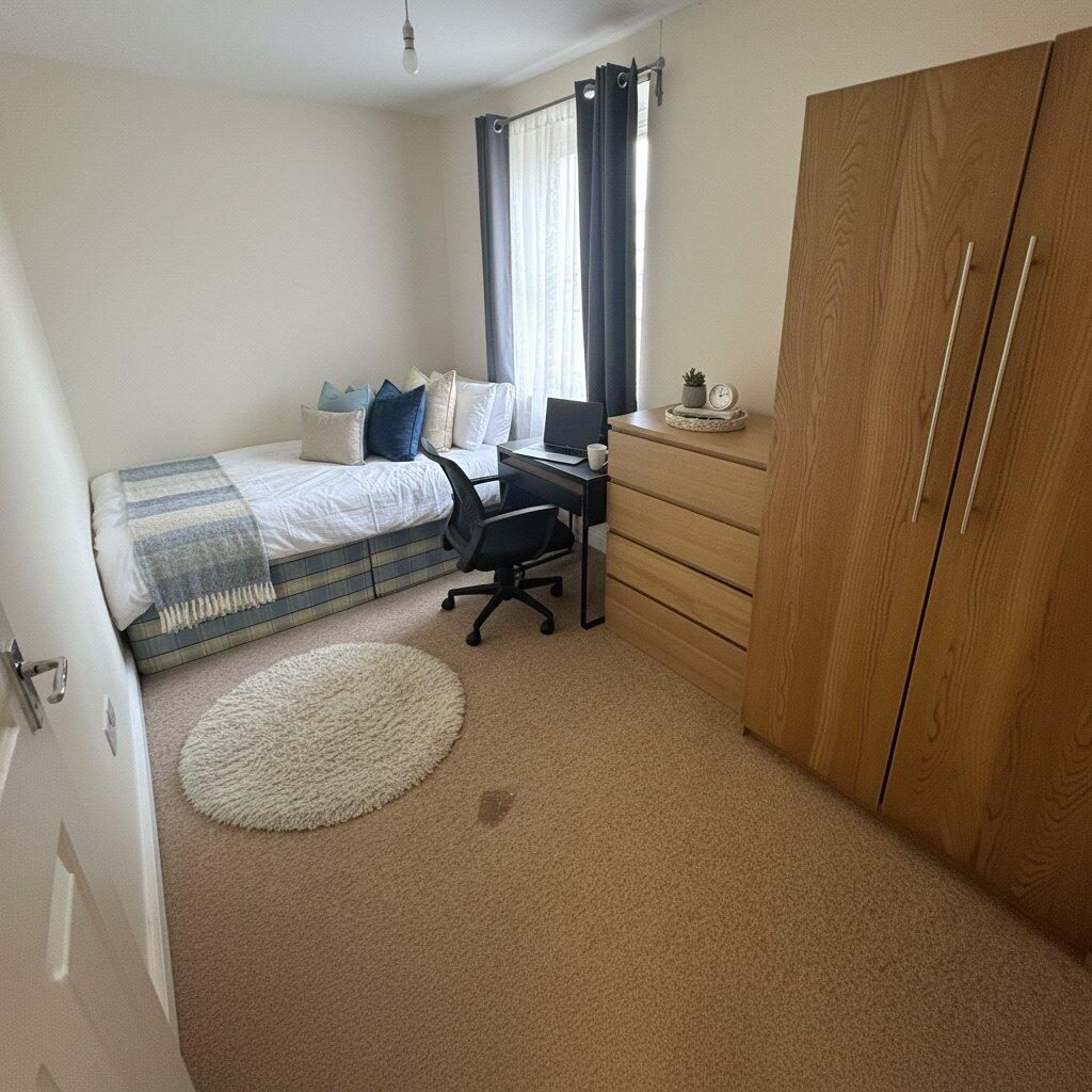 Apartment in Bristol - View 2