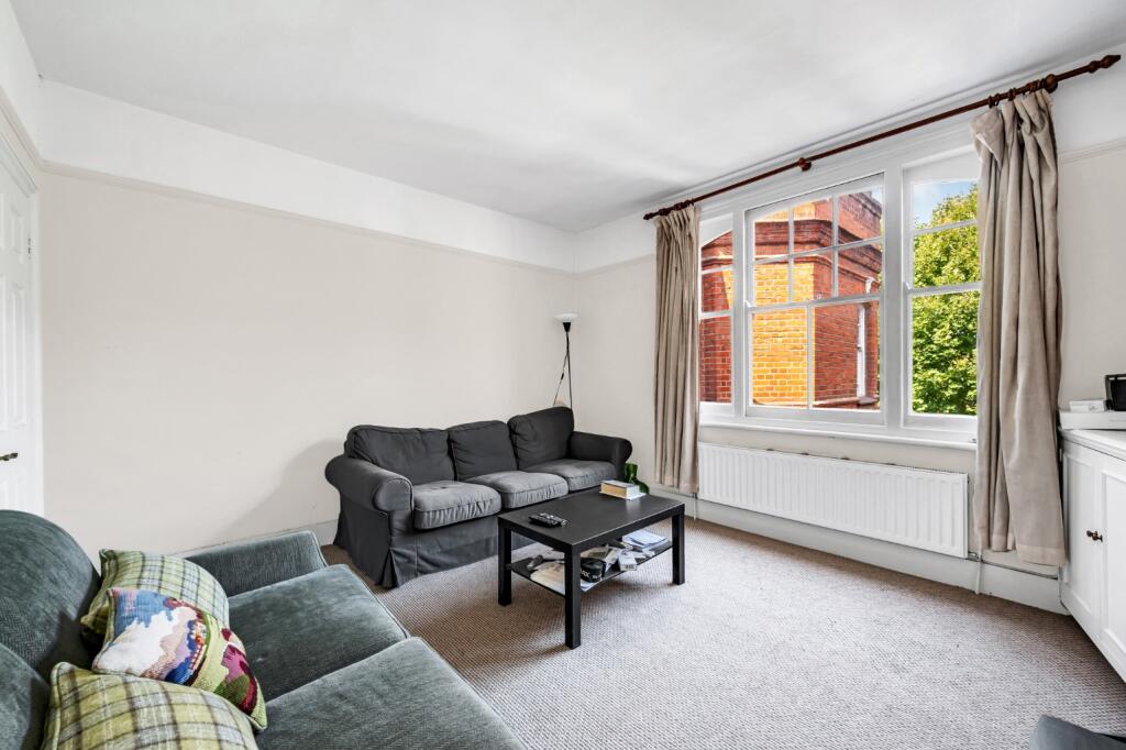 Apartment in London - View 2