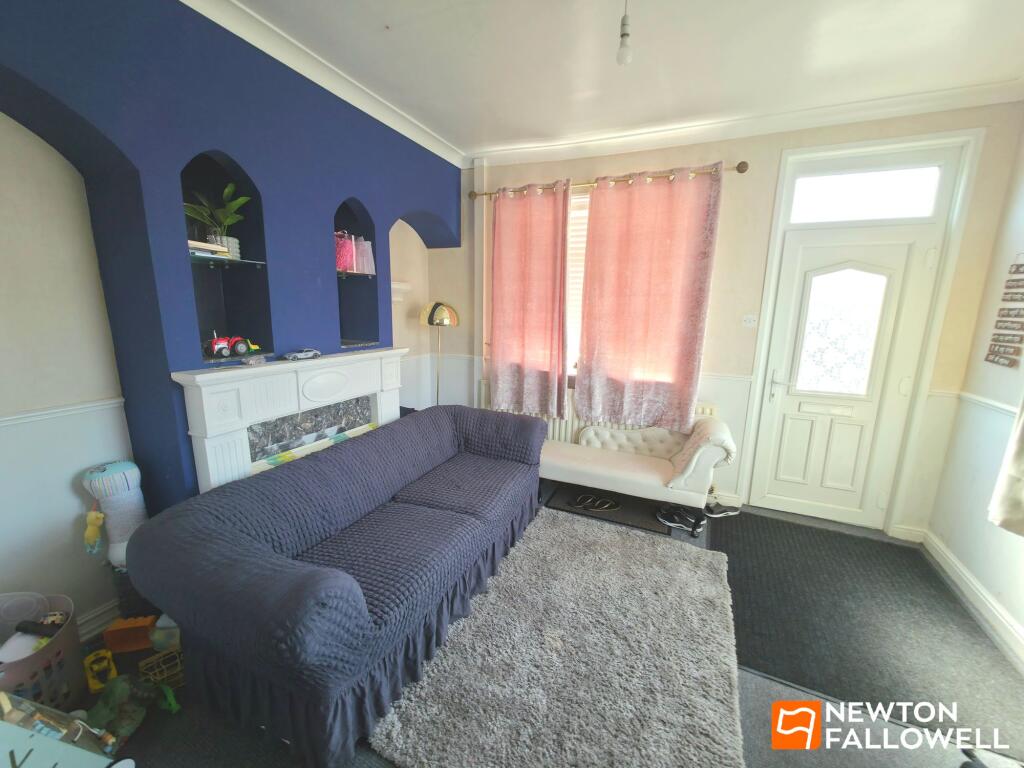 House in Bolsover, Shirebrook - View 2