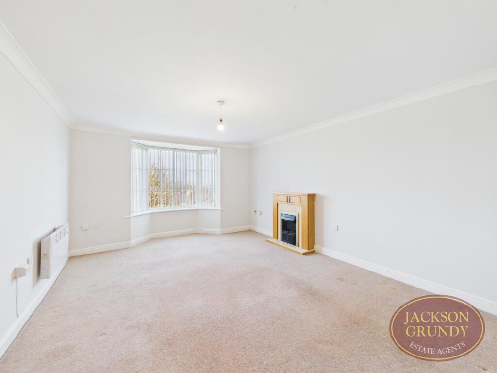 Farnborough Drive, Daventry, NN11 8AL - View 2